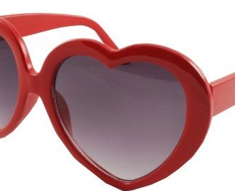 Heart-Shaped-Retro-Lolita-Style-Sunglasses-Lipstick-Red-0
